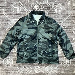 UGG Men's Mace Reversible Sherpa zip up Jacket Green Camo White size Large